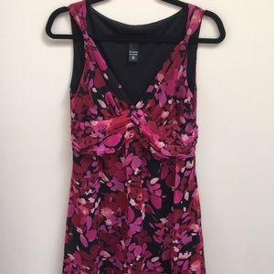New York & Company Sleeveless Dress